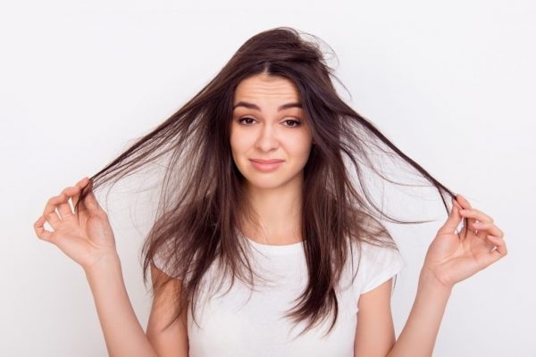 کنترل ریزش مو با تغذیه، خواب و سبک زندگی سالم